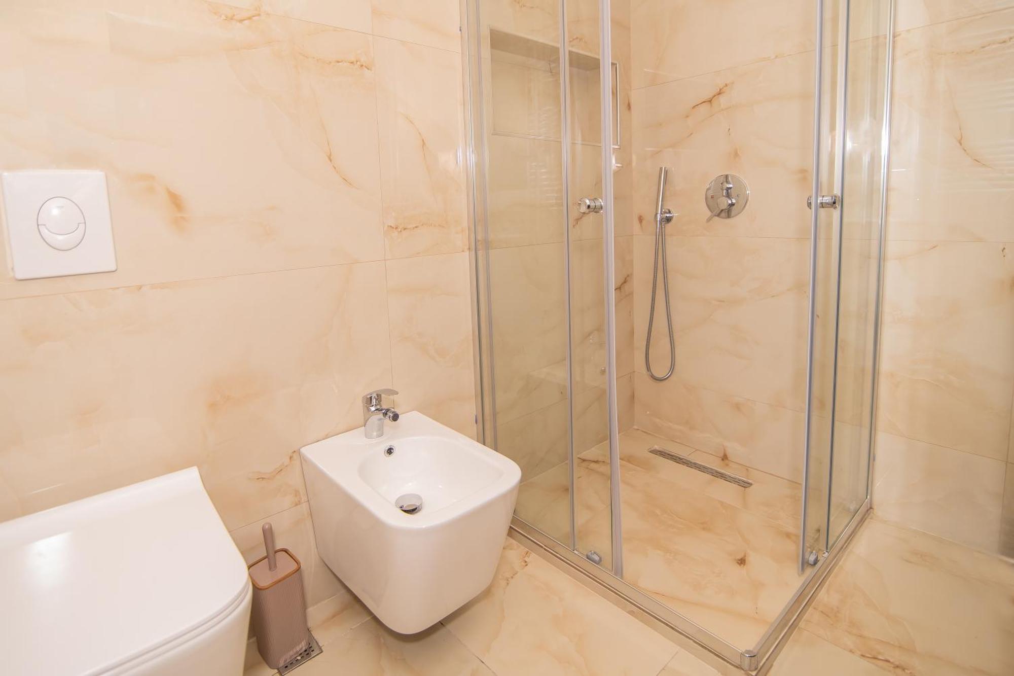 Apartment Taiwan Center Tirana