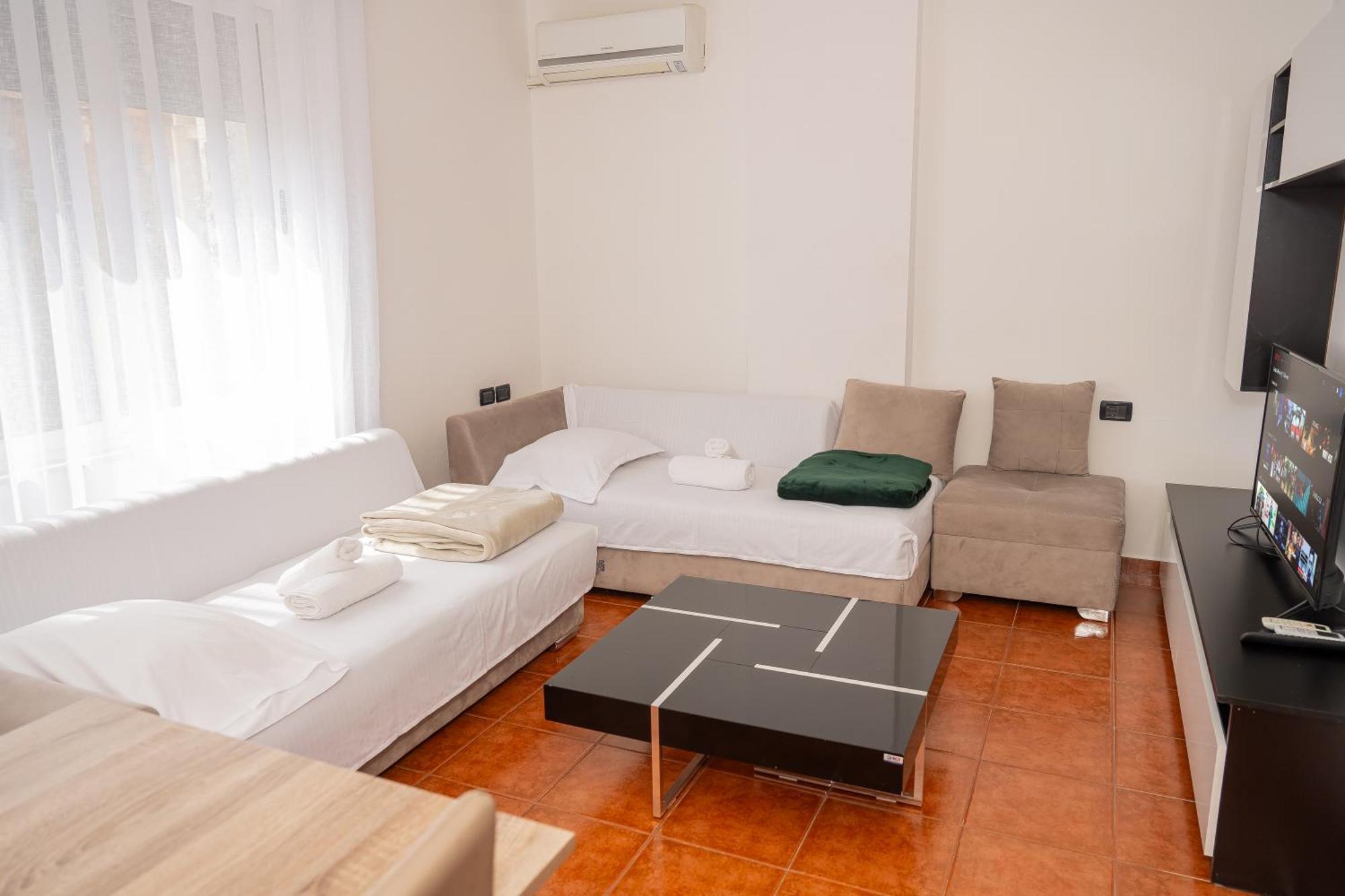 Apartment Taiwan Center *